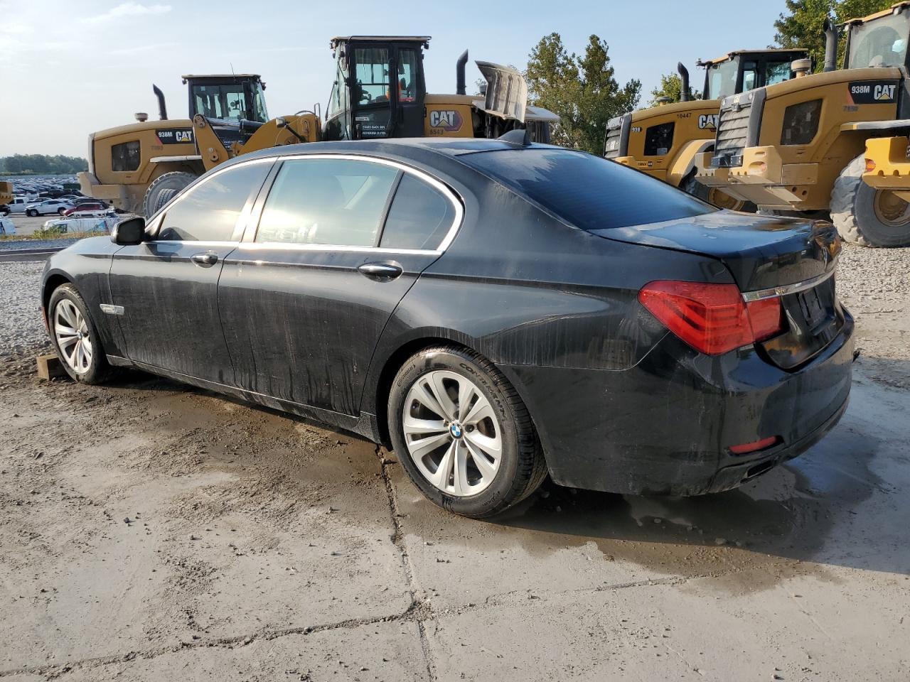 2012 BMW 740 Li - Image 2