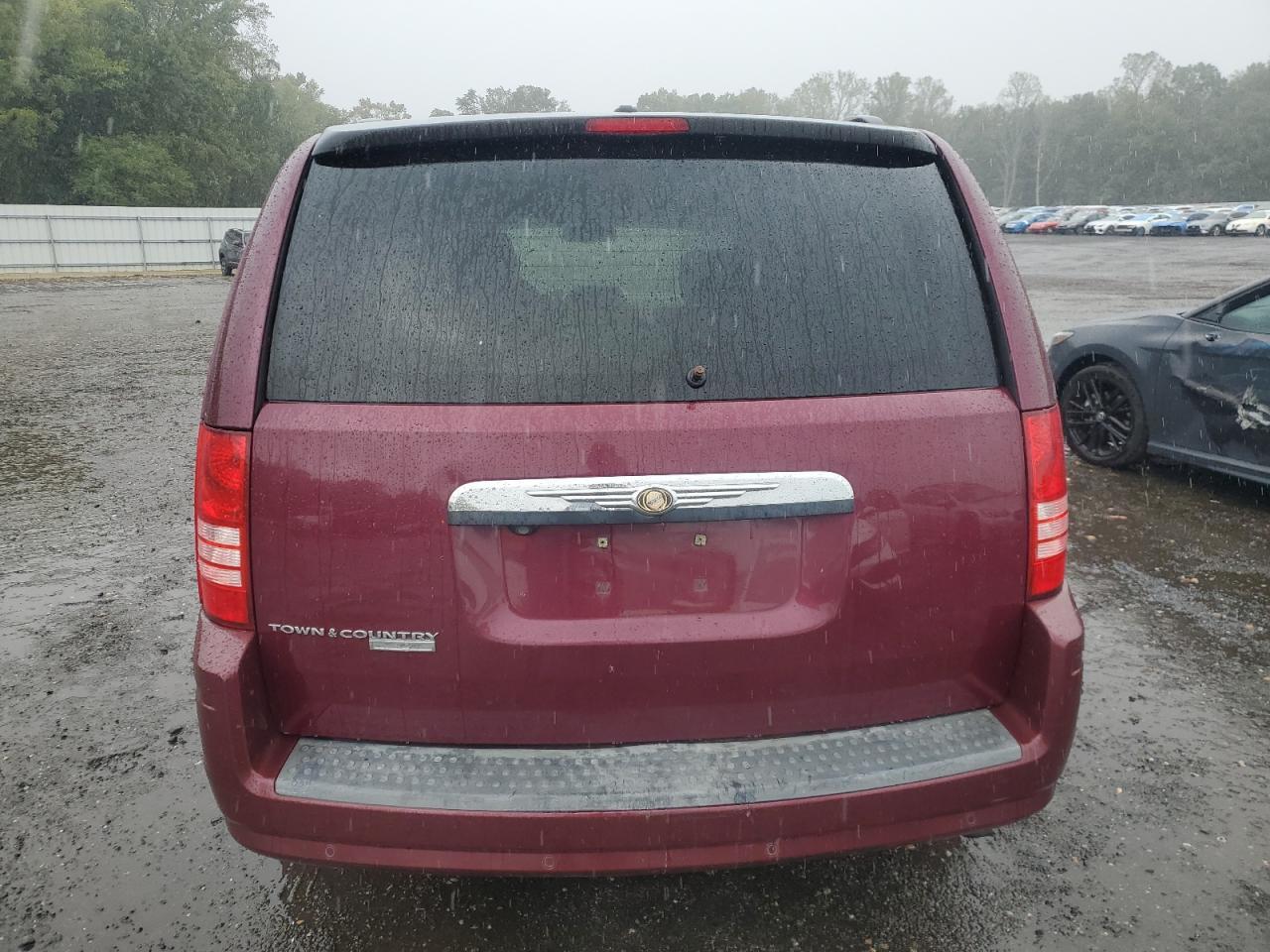 2008 Chrysler Town & Country Touring - Фото 6