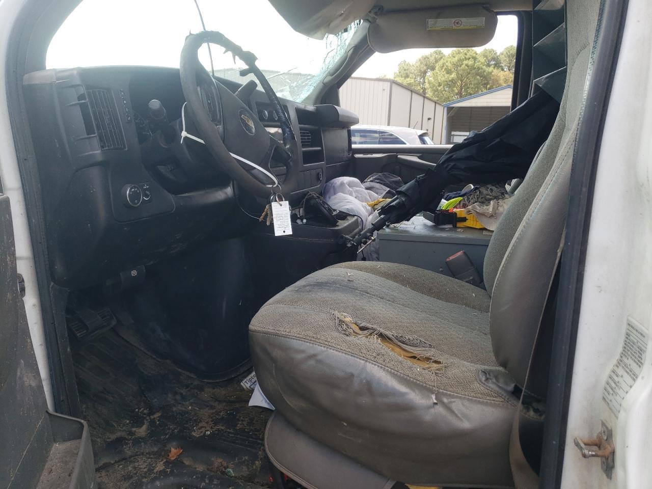 2011 Chevrolet Express G2500 - Фото 7