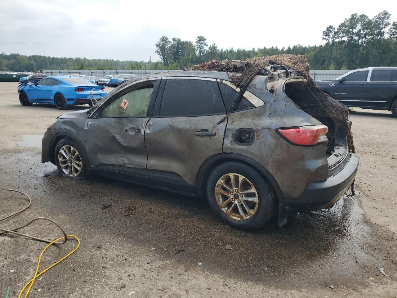 2022 Ford Escape Se - Фото 2