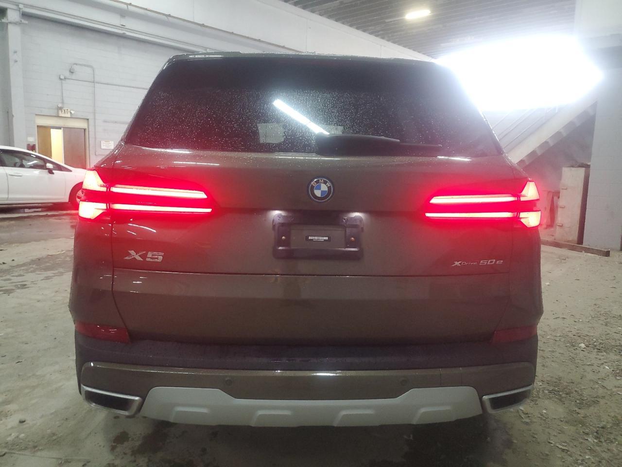 2024 BMW X5 xDrive50E - Image 6