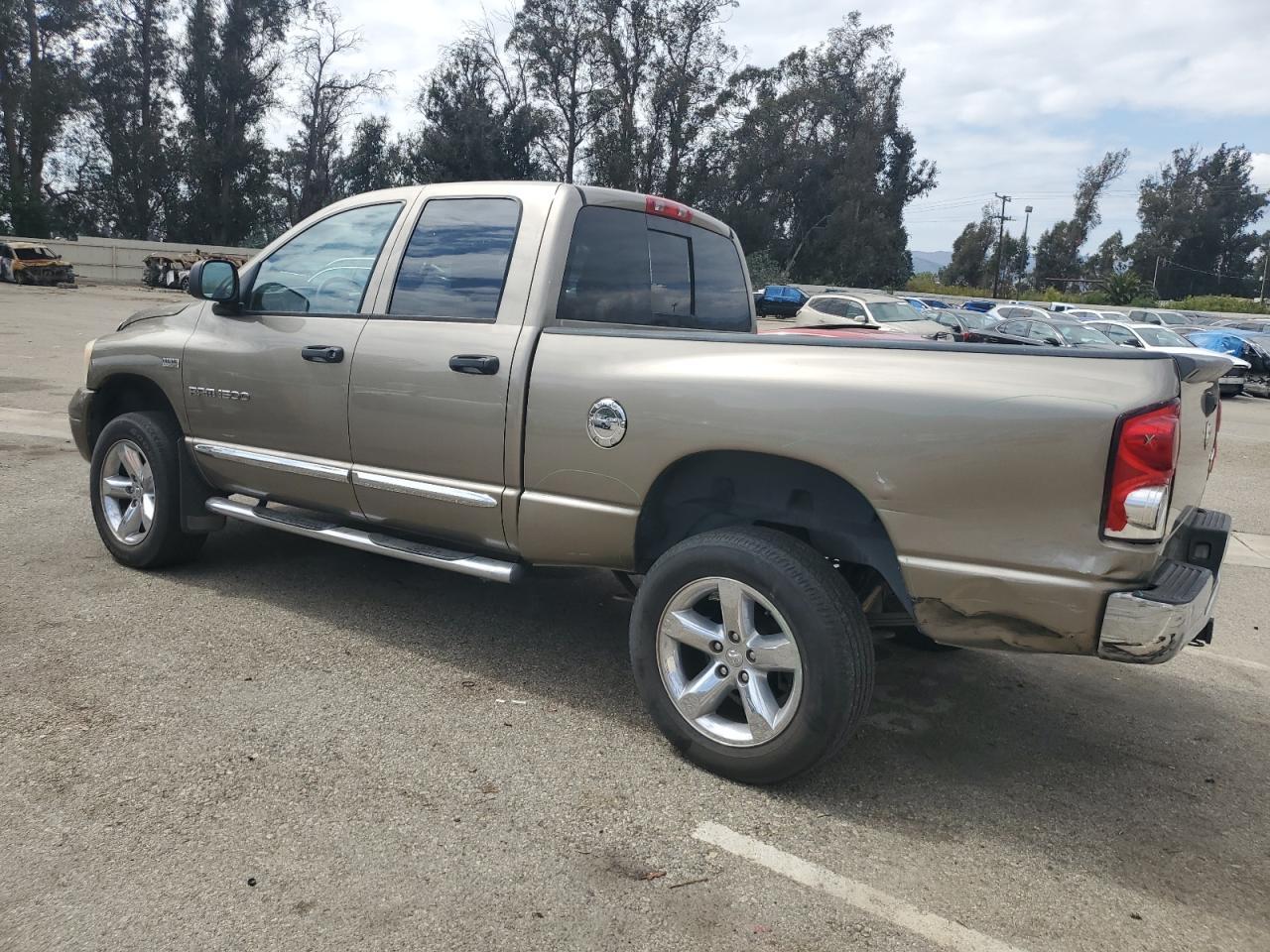 2007 Dodge Ram 1500 St - Фото 2