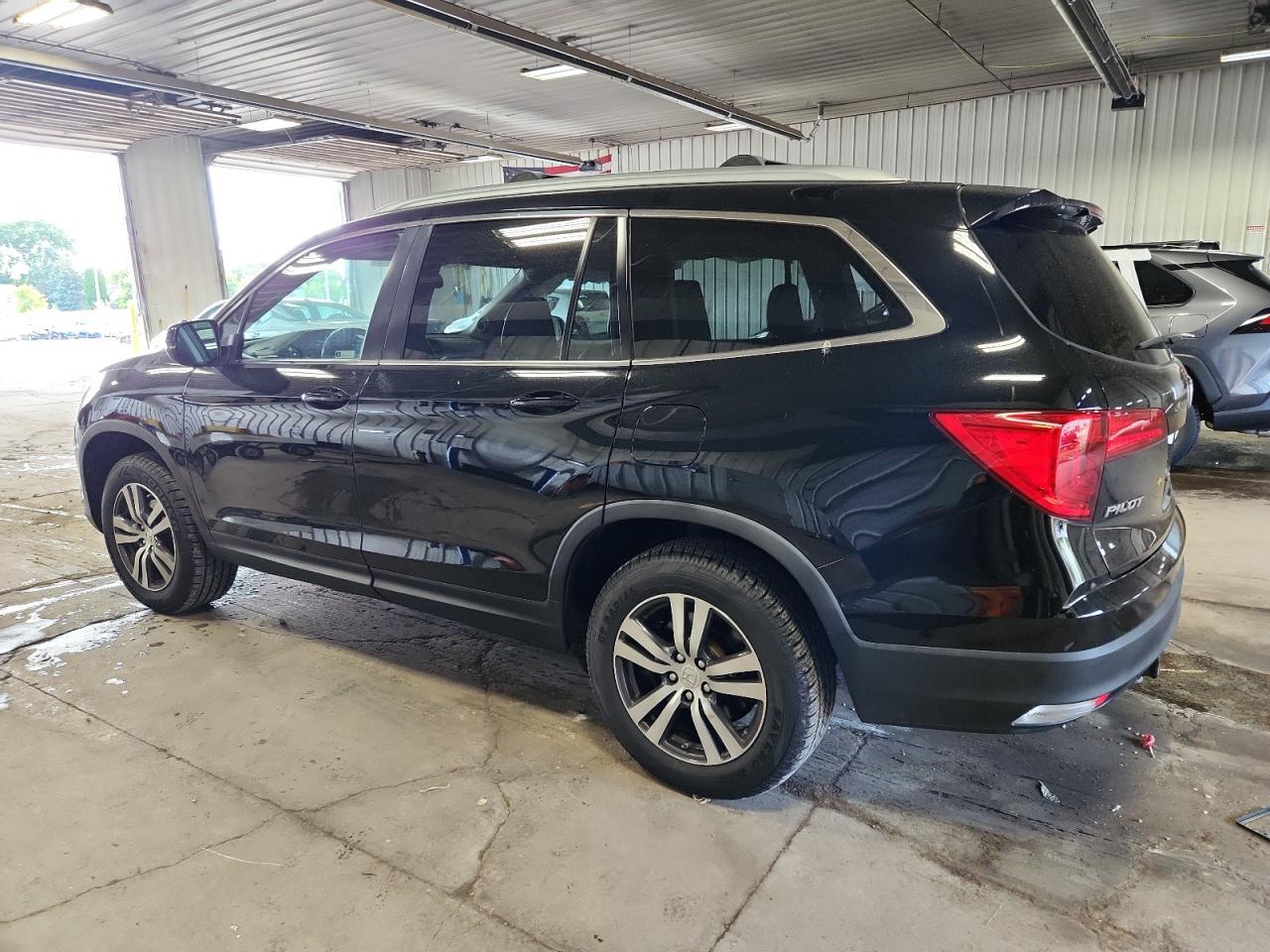 2018 Honda Pilot Exl - Image 2