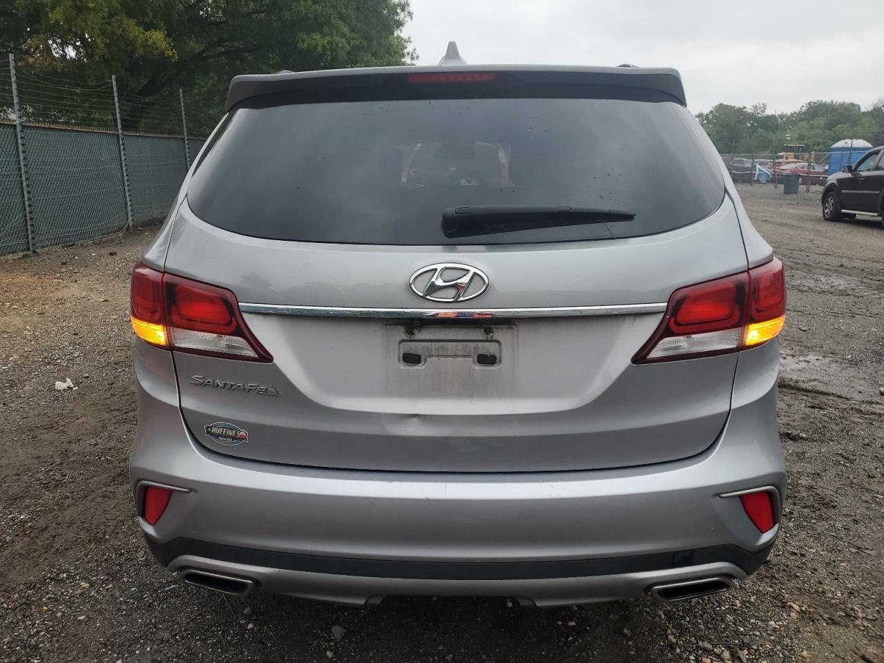2018 Hyundai Santa Fe Se - Image 6