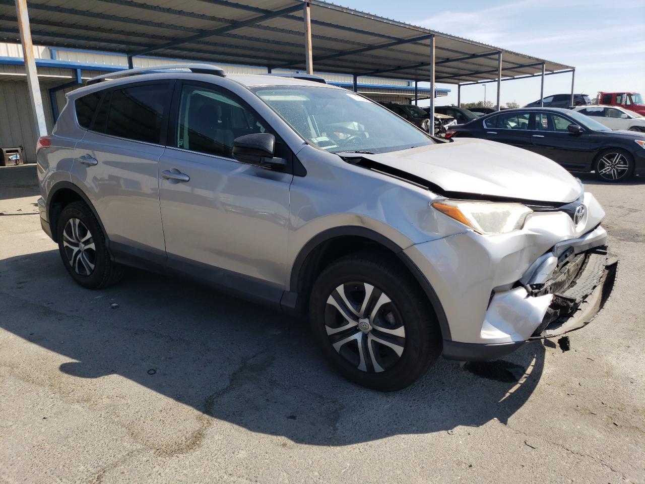 2016 Toyota Rav4 Le - Фото 4