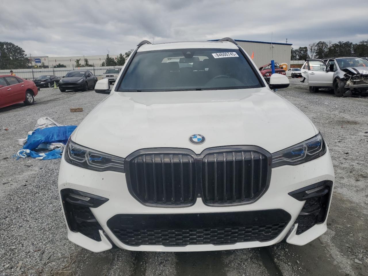 2022 BMW X7 M50I - Фото 5