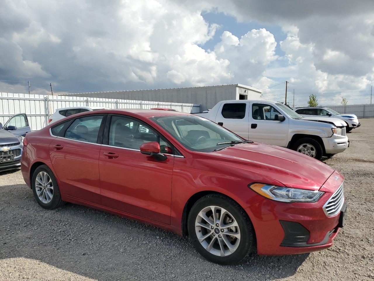 2020 Ford Fusion Se - Фото 4