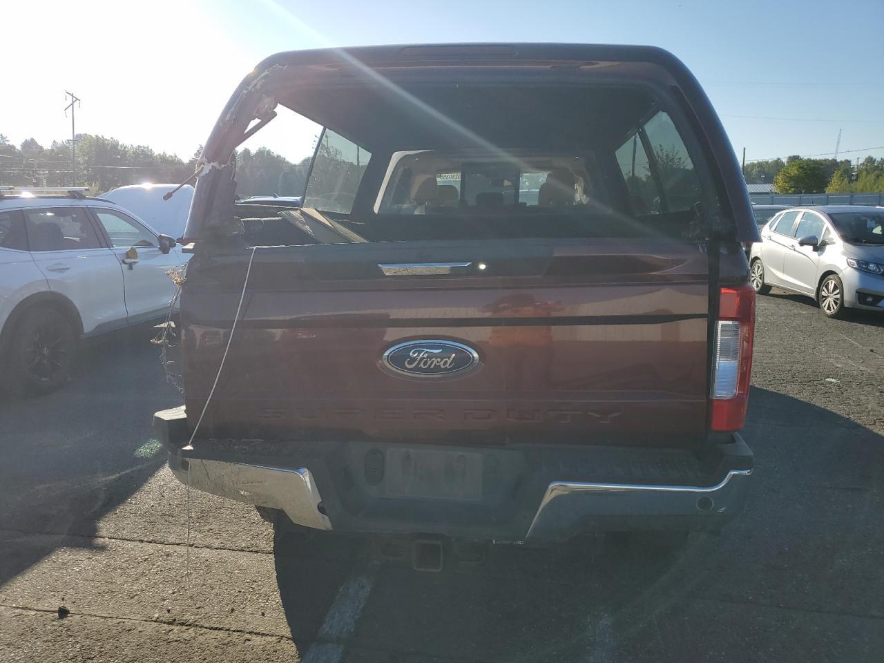 2017 Ford F350 Super Duty - Image 6