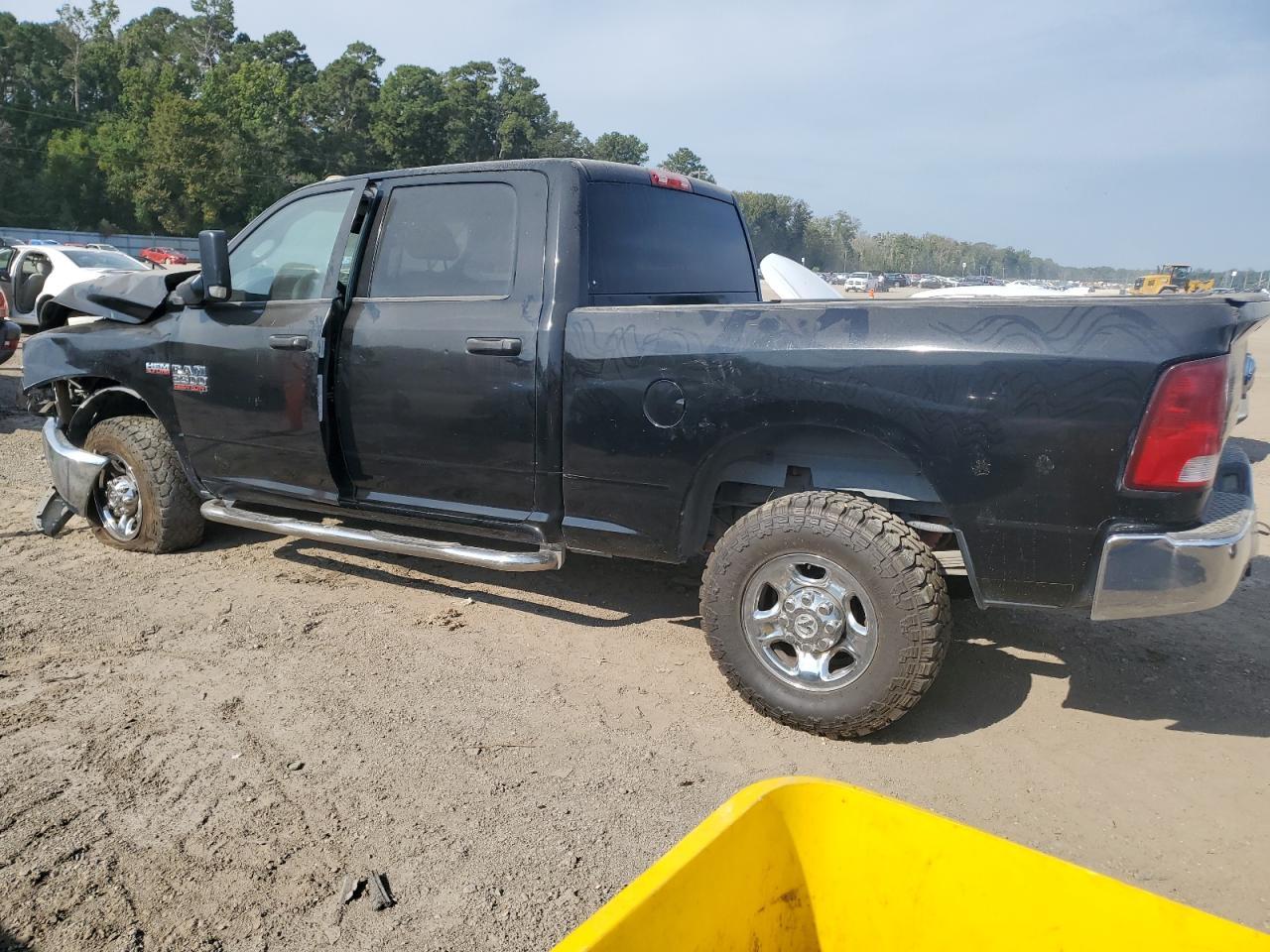 2013 Ram 2500 St - Image 2