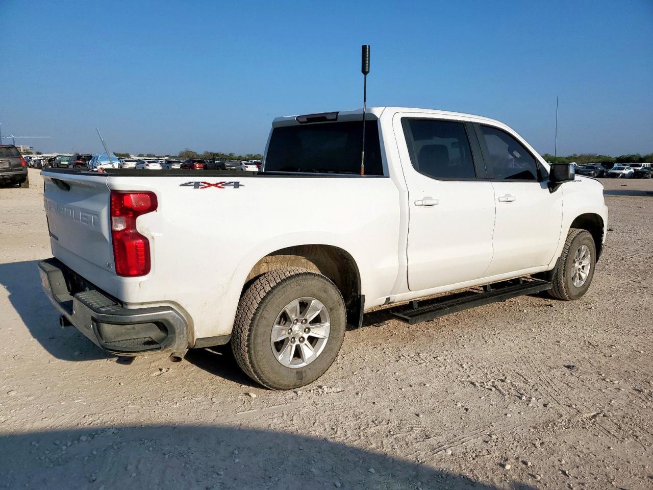 2019 Chevrolet Silverado K1500 Lt - Фото 3