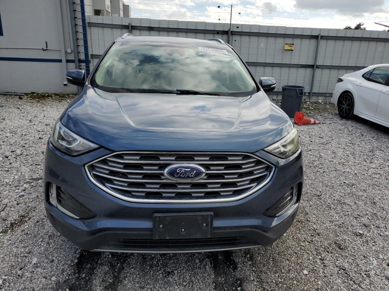 2019 Ford Edge Sel - Image 5