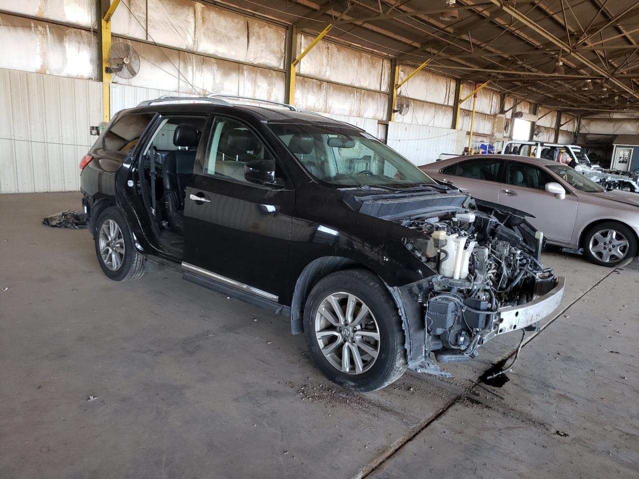 2015 Nissan Pathfinder S - Image 4