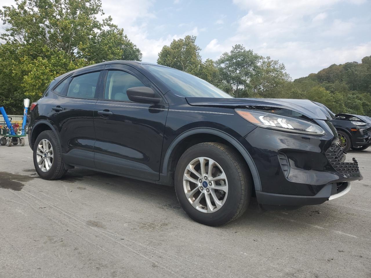 2020 Ford Escape S - Image 4