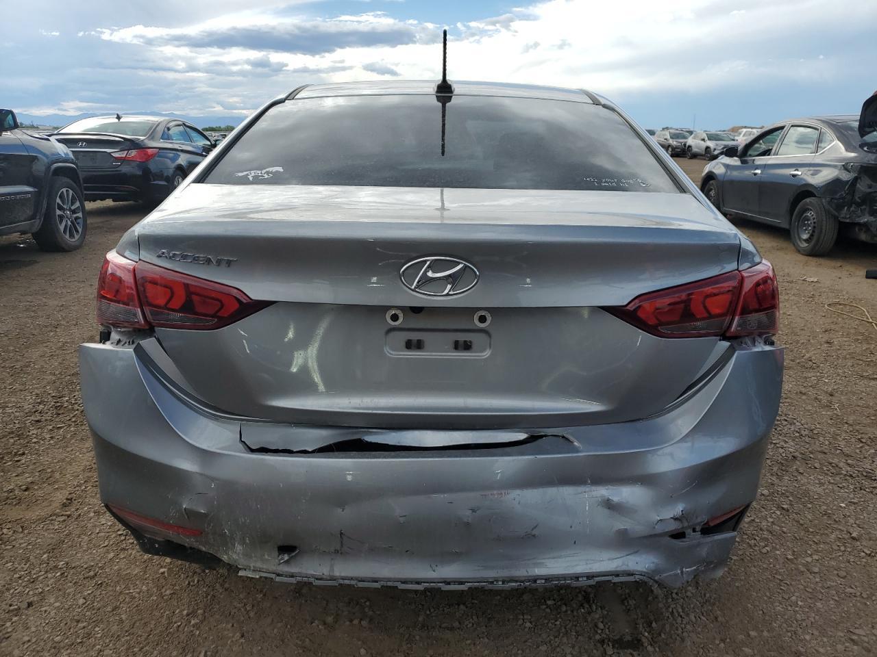 2022 Hyundai Accent Se - Image 6