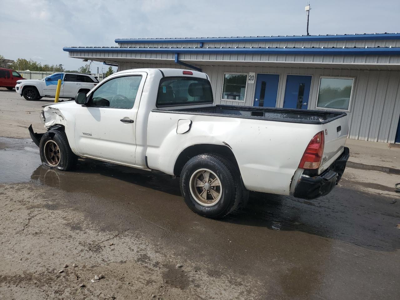 2008 Toyota Tacoma - Image 2