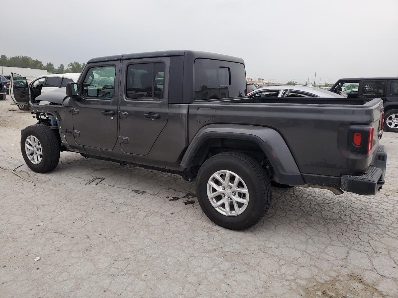2023 Jeep Gladiator Sport - Фото 2
