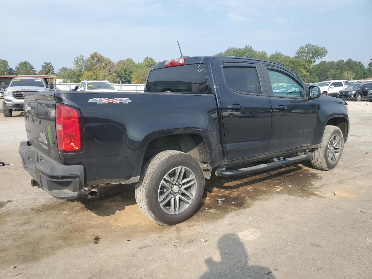 2021 Chevrolet Colorado - Image 3