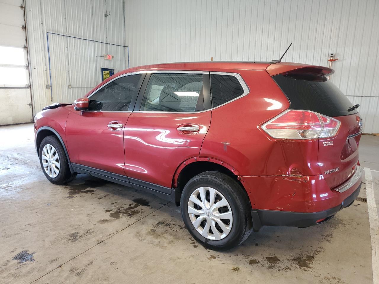 2015 Nissan Rogue S - Image 2