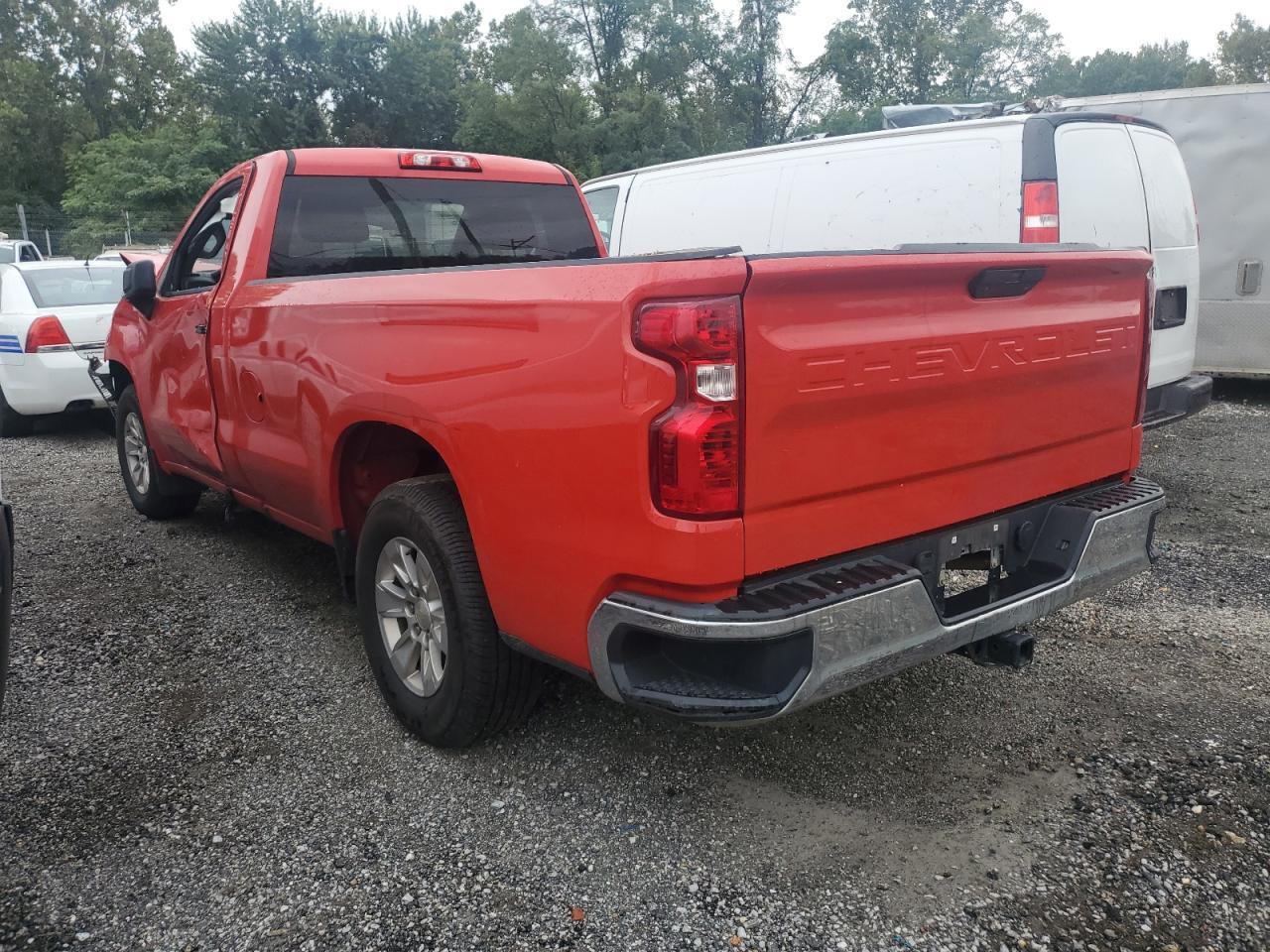 2019 Chevrolet Silverado C1500 - Фото 2