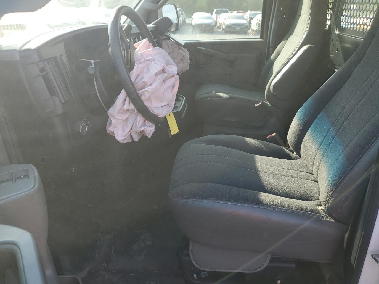 2019 GMC Savana G2500 - Фото 7