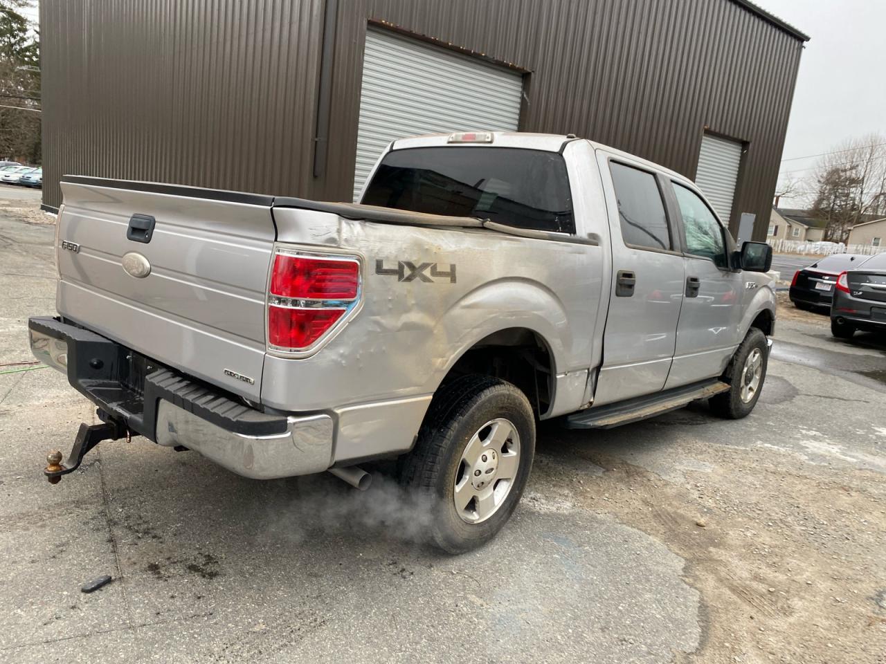2011 Ford F150 Supercrew - Фото 4