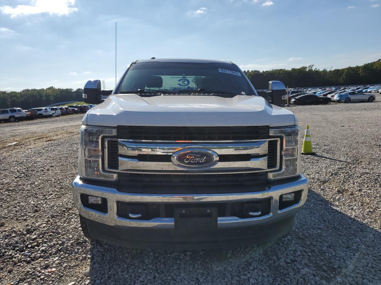 2019 Ford F250 Super Duty - Фото 5