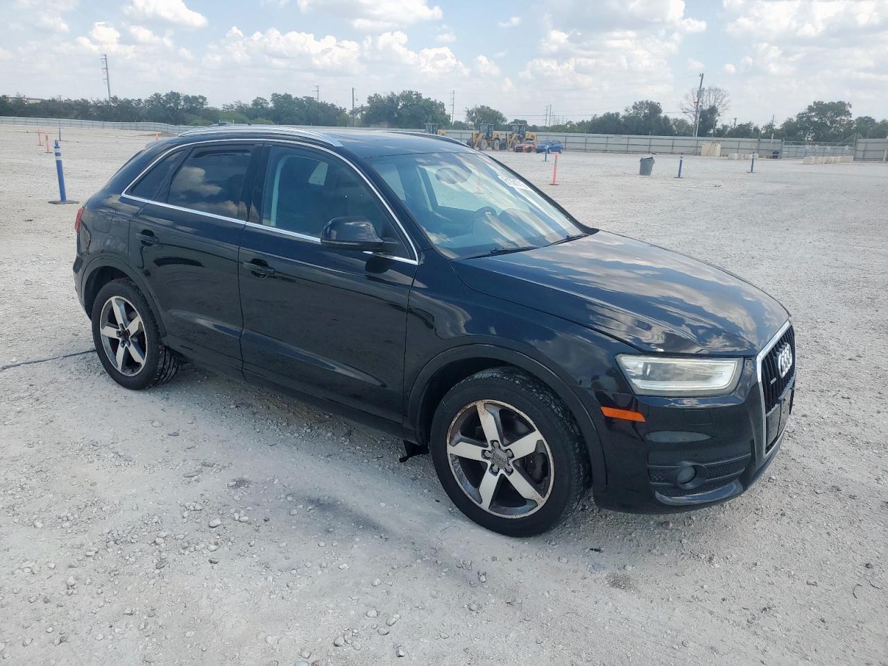 2015 Audi Q3 Premium Plus - Фото 4