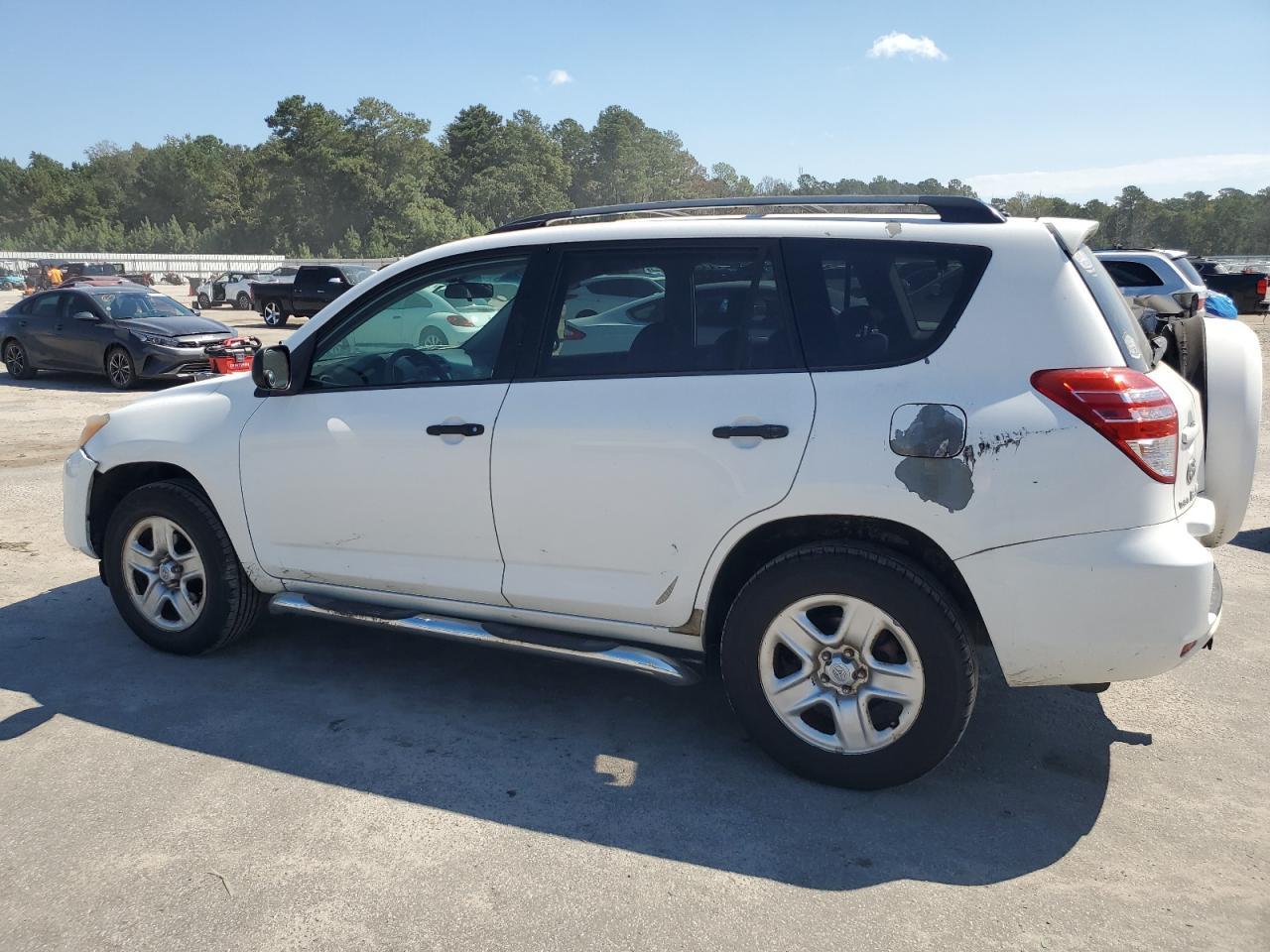 2010 Toyota Rav4 - Image 2