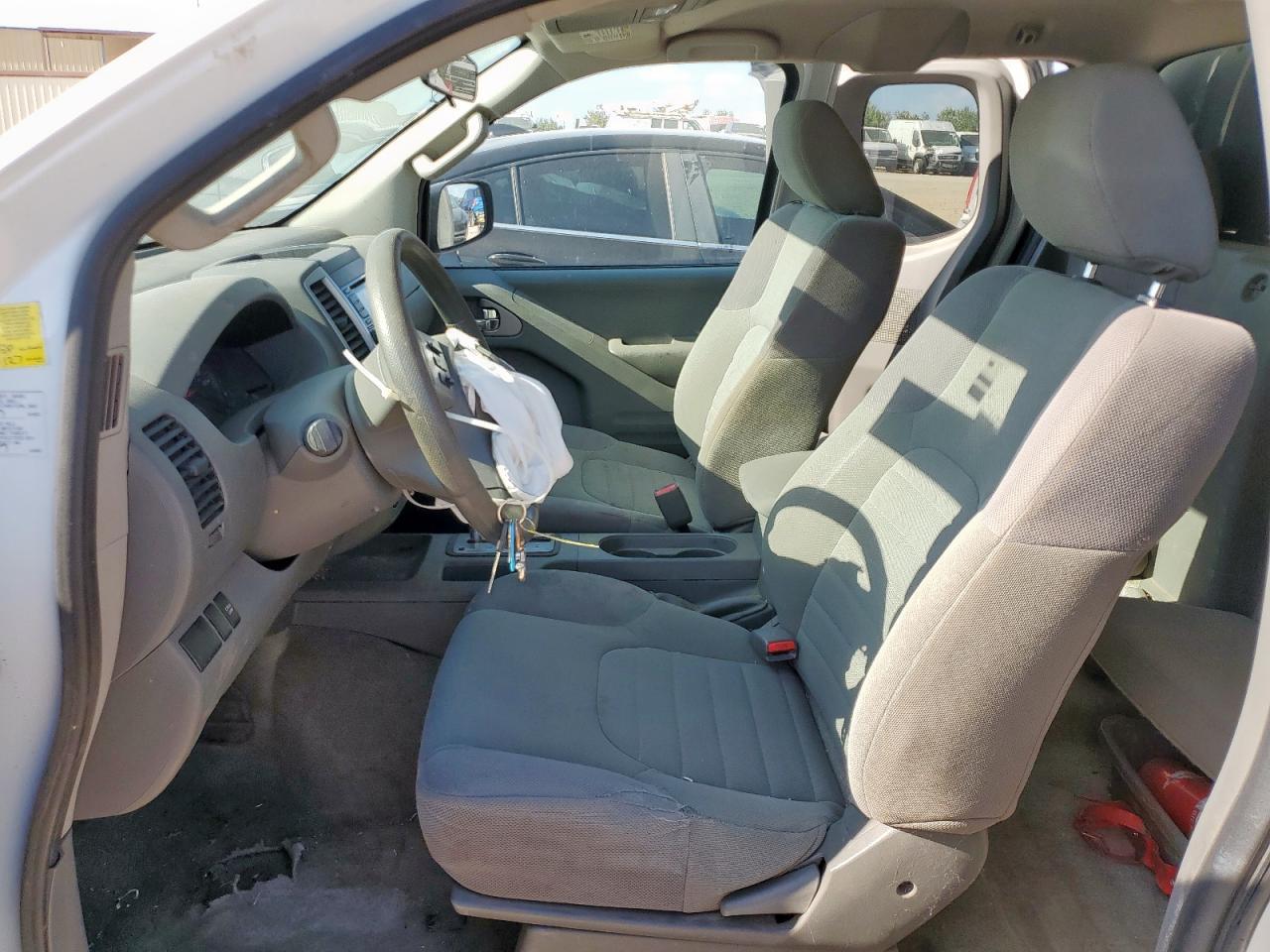 2017 Nissan Frontier S - Image 7