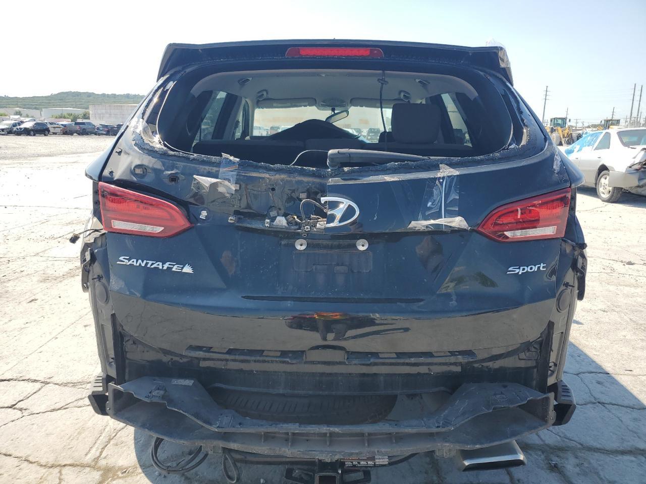 2018 Hyundai Santa Fe Sport - Image 6