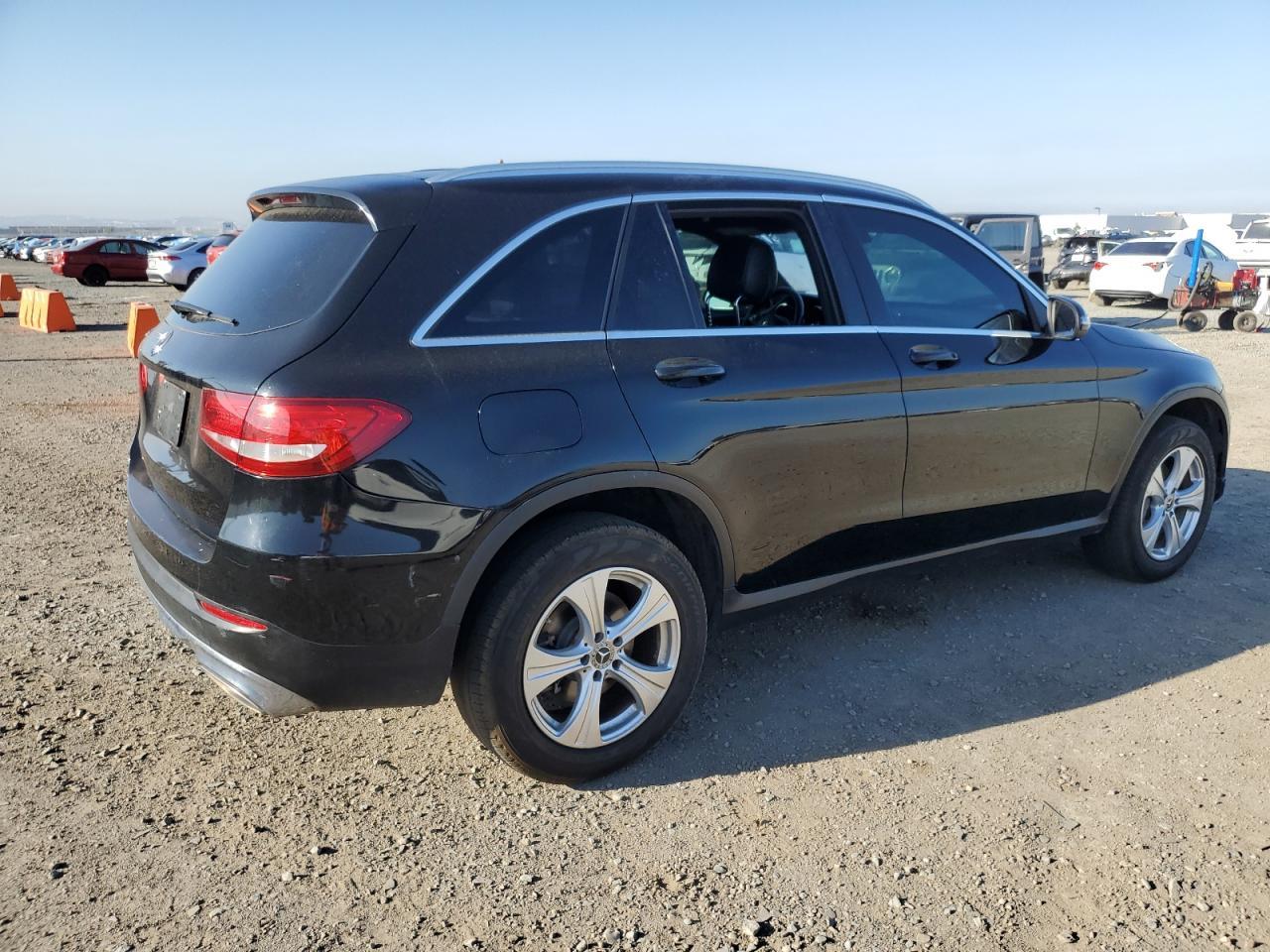 2017 Mercedes-Benz Glc 300 - Image 3