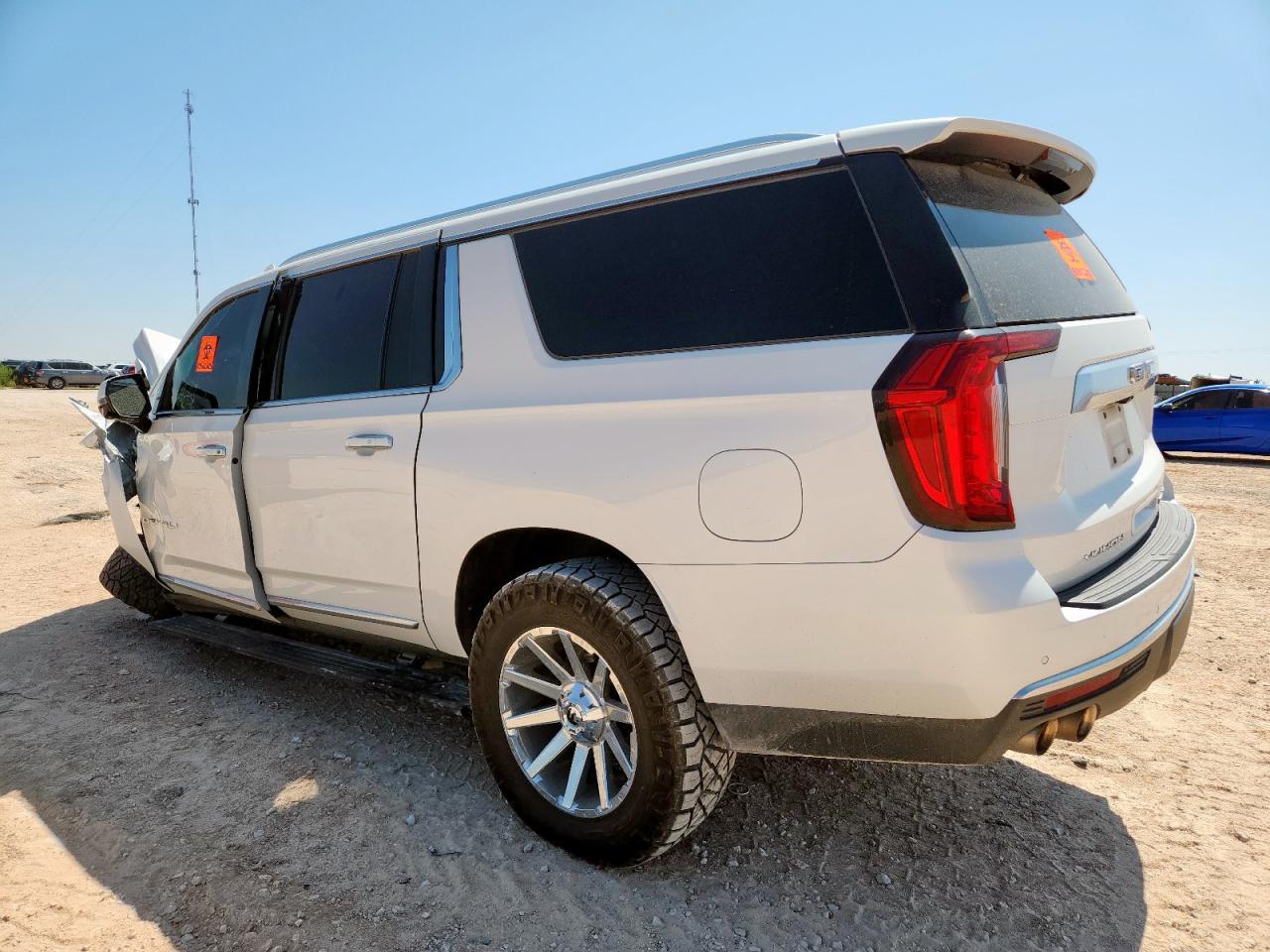 2022 GMC Yukon Xl Denali - Фото 2