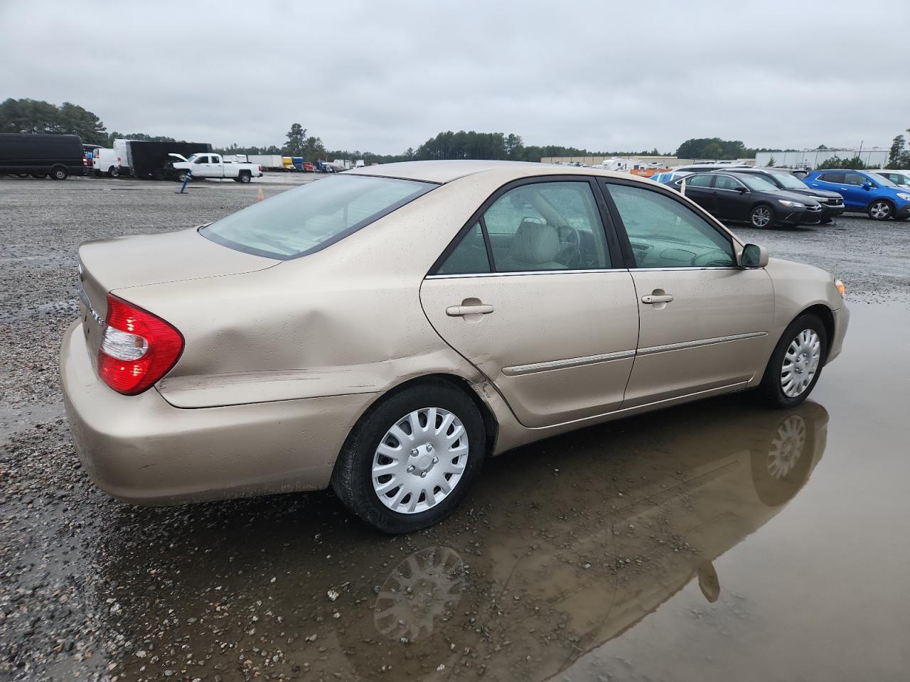 2002 Toyota Camry Le - Image 3