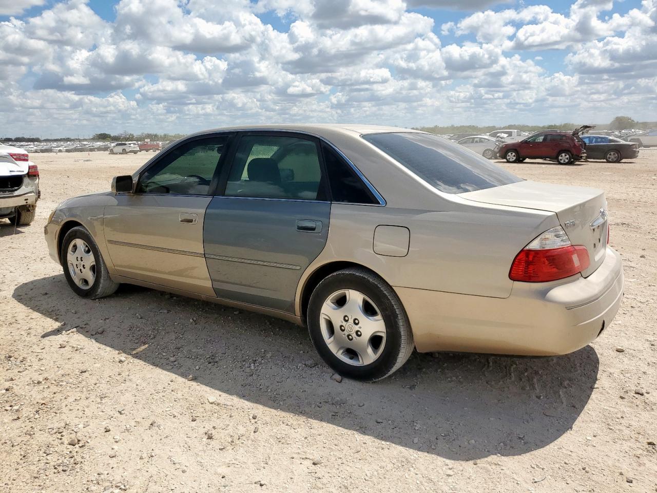 2004 Toyota Avalon Xl - Фото 2