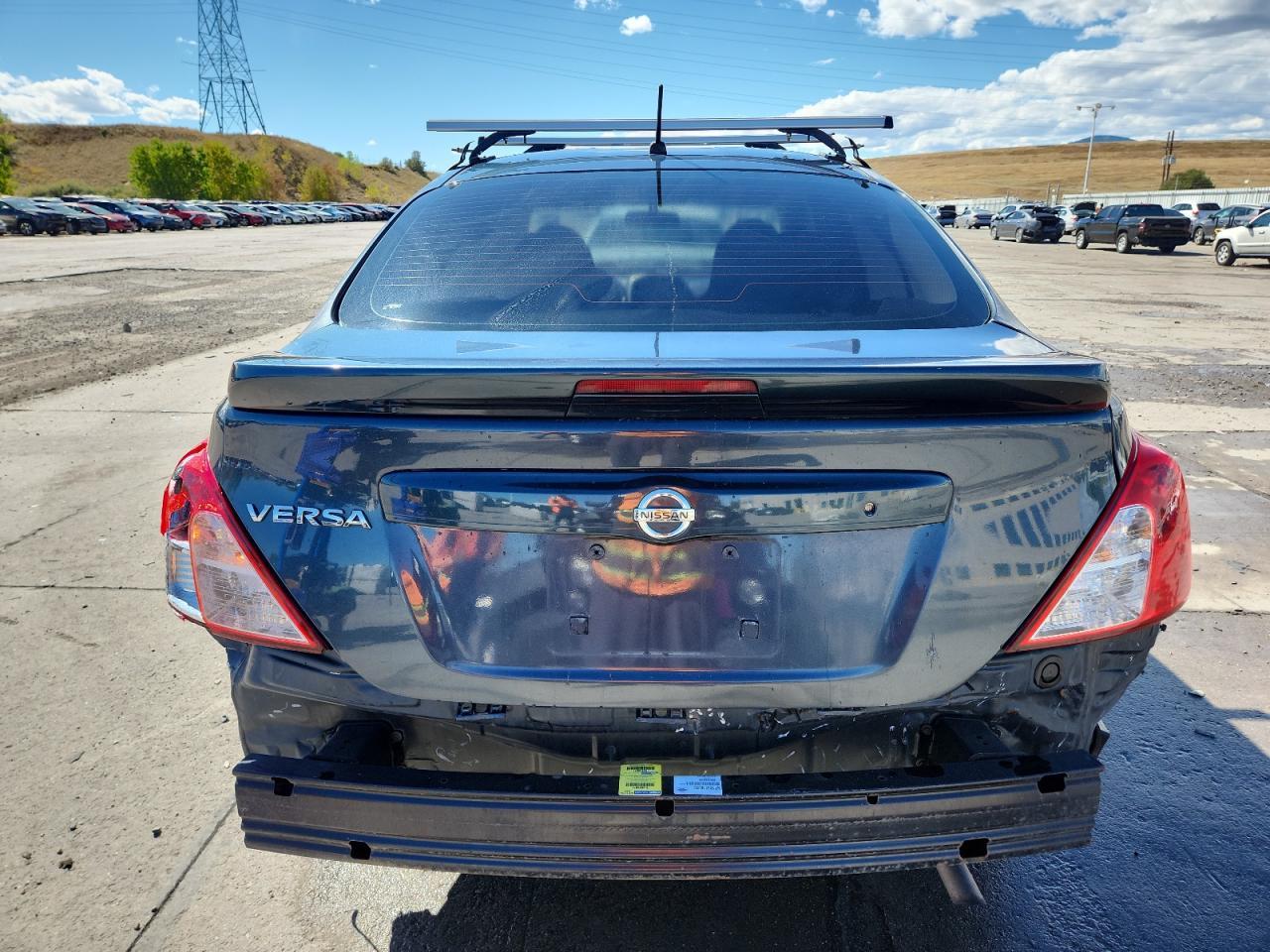 2017 Nissan Versa S - Фото 6