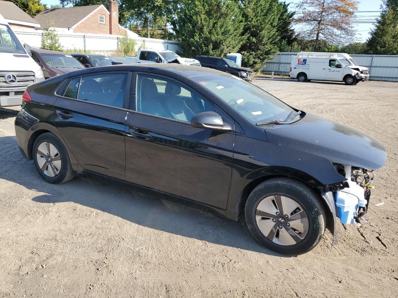 2019 Hyundai Ioniq Blue - Image 4