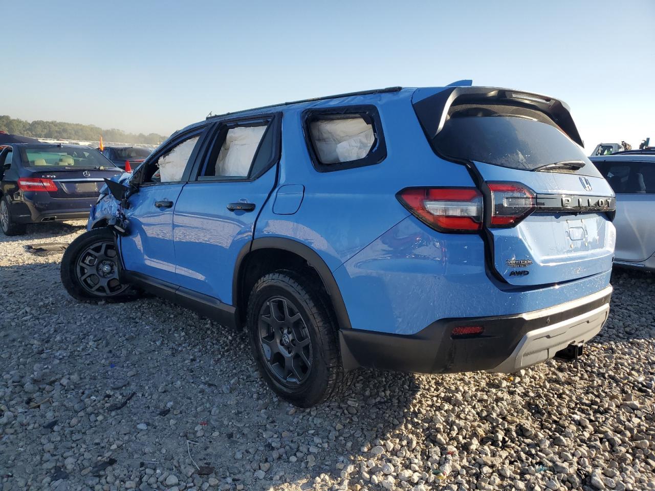 2025 Honda Pilot Trailsport - Фото 2