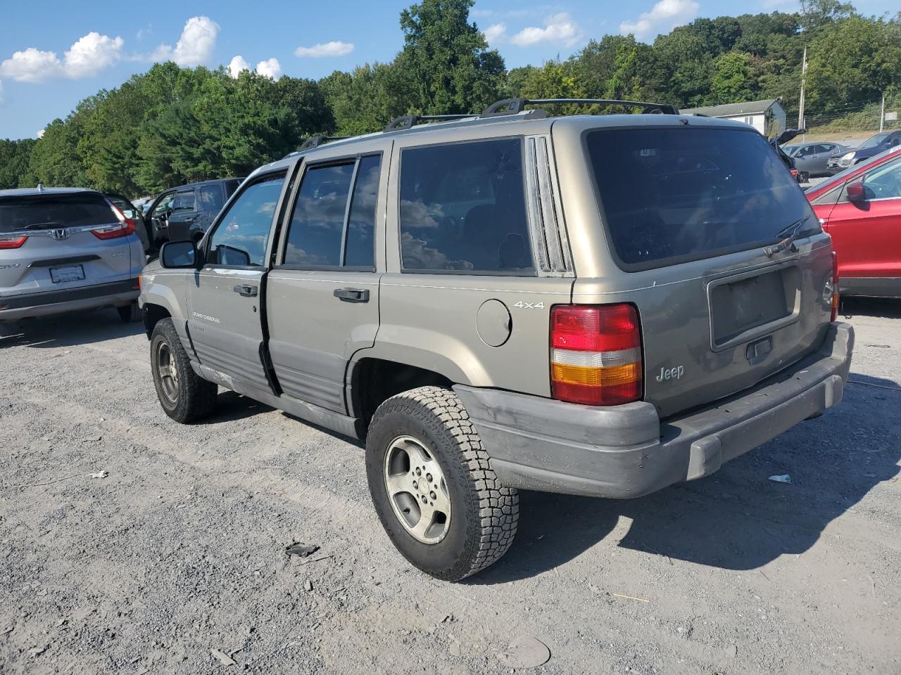 1996 Jeep Grand Cherokee Laredo - Фото 2