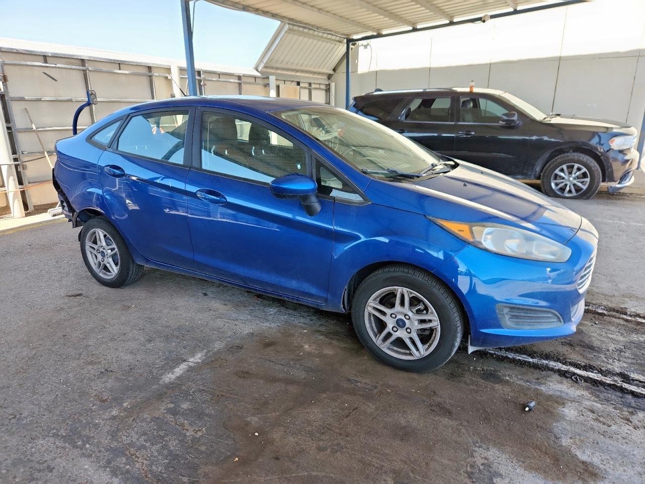 2019 Ford Fiesta Se - Фото 4