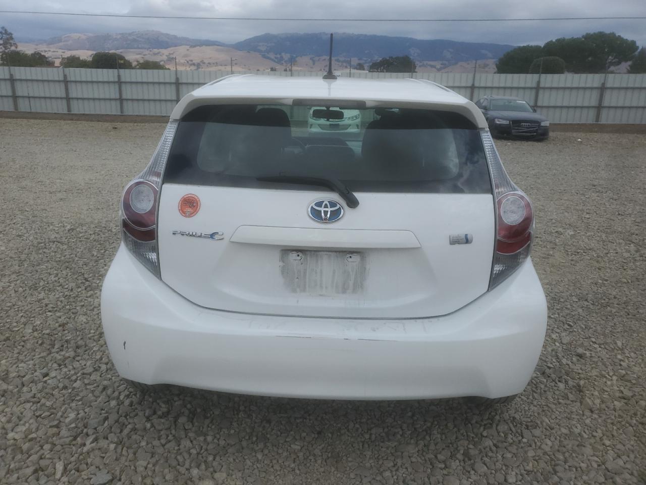 2012 Toyota Prius C - Фото 6