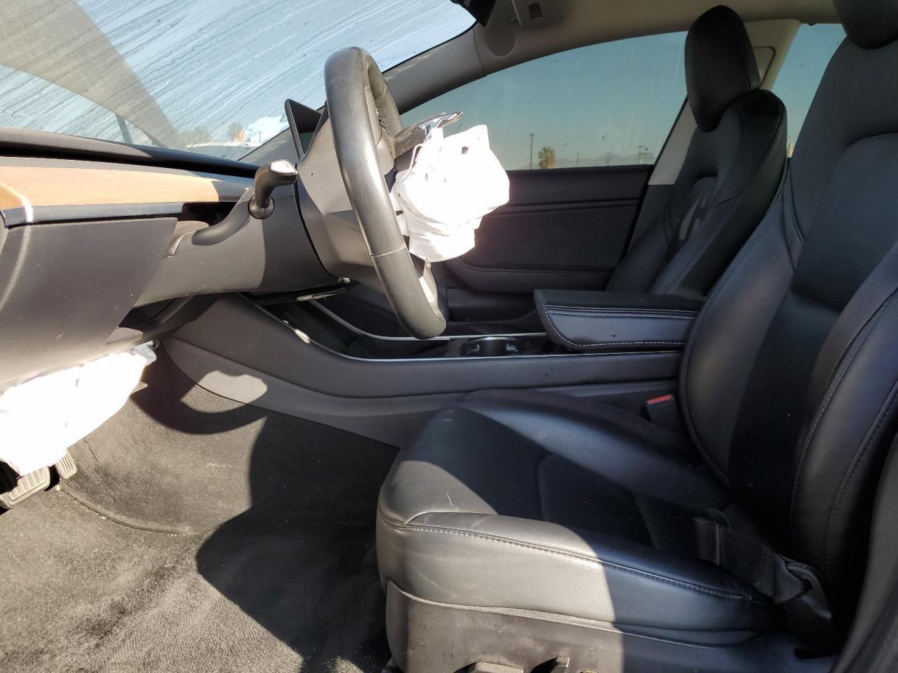 2019 Tesla Model 3 - Image 7