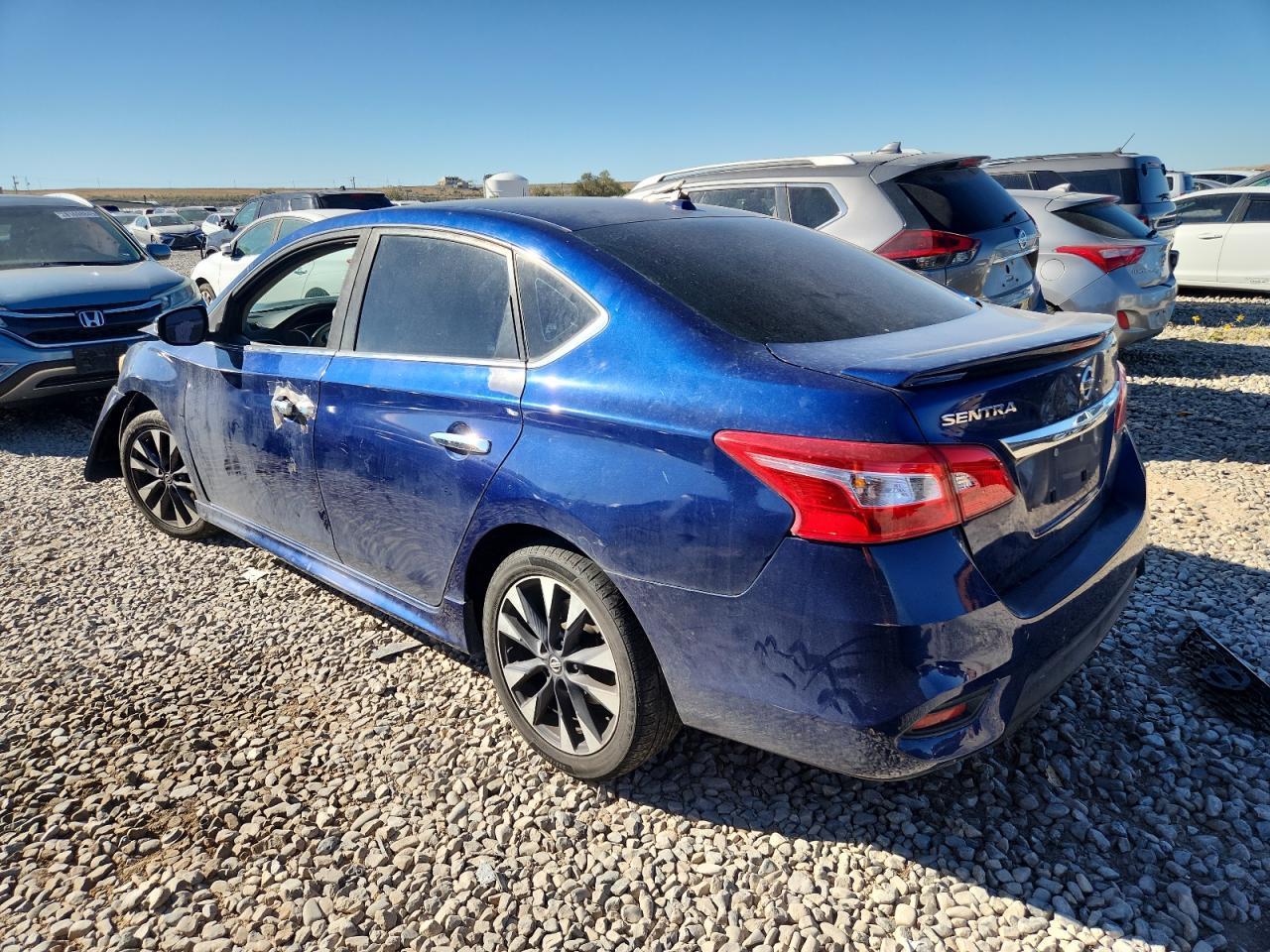 2018 Nissan Sentra S - Фото 2