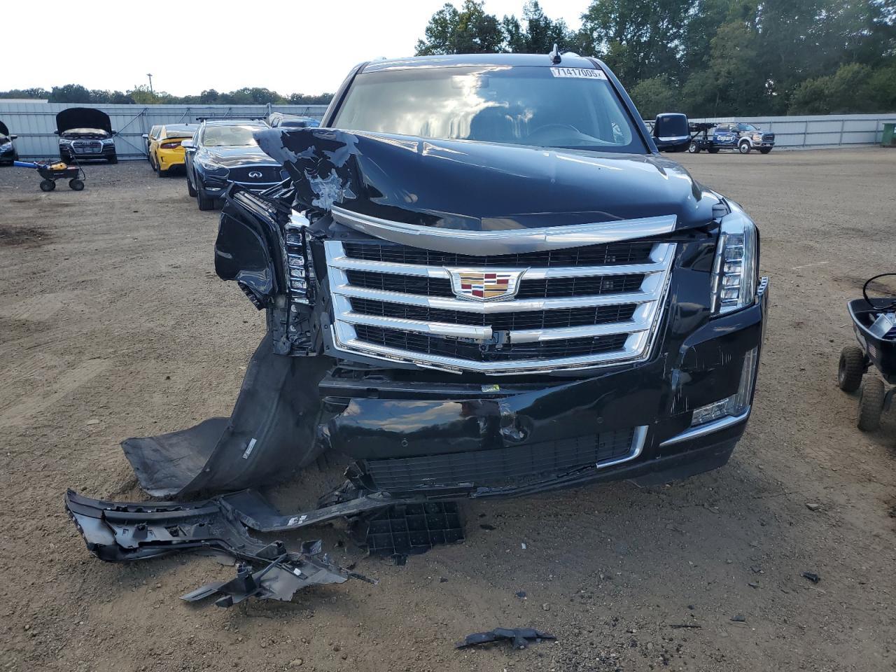 2018 Cadillac Escalade Esv Luxury - Image 5