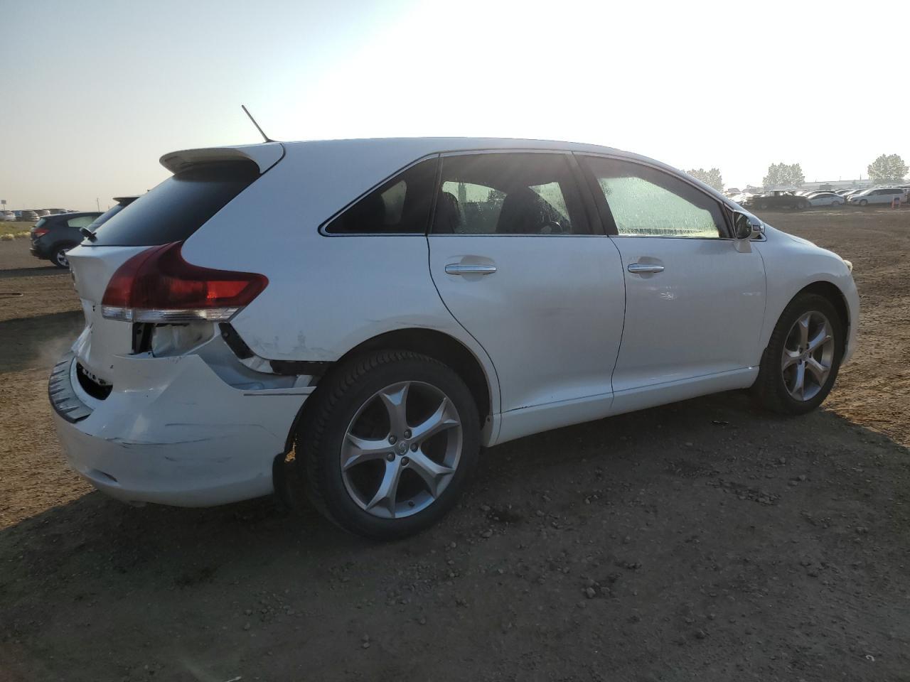 2013 Toyota Venza Le - Image 3