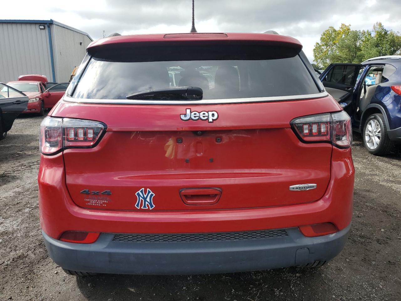 2021 Jeep Compass Latitude - Фото 6