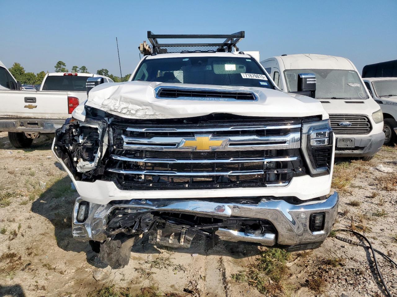 2025 Chevrolet Silverado K3500 Ltz - Image 5
