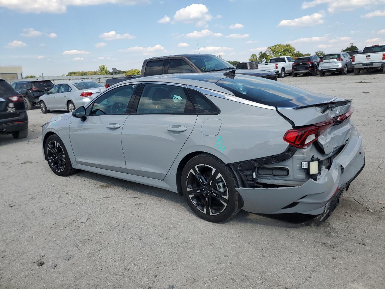 2024 Kia K5 Gt Line - Фото 2