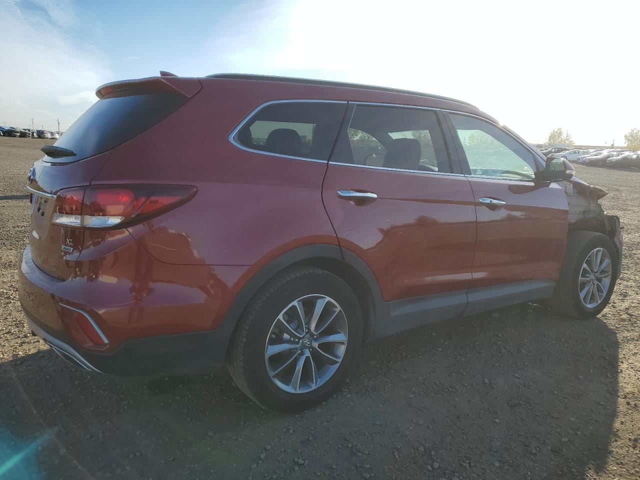 2017 Hyundai Santa Fe Se - Фото 3