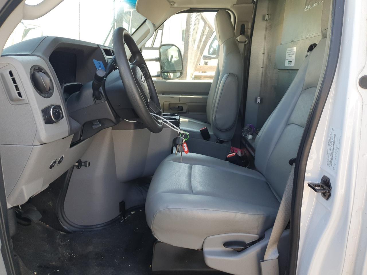 2024 Ford Econoline E350 Super Duty Cutaway Van - Image 7
