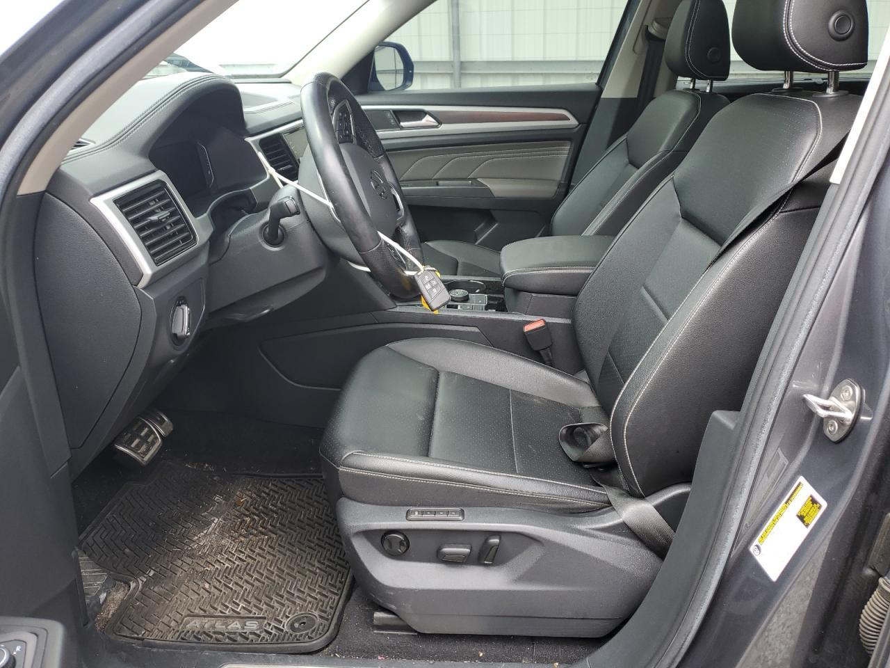 2023 Volkswagen Atlas Sel R-Line - Image 7